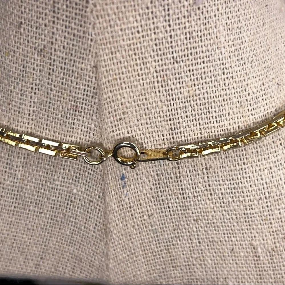 Vintage Long Gold Tone Link Style Chain 17” Classic Retro Elegant Gift